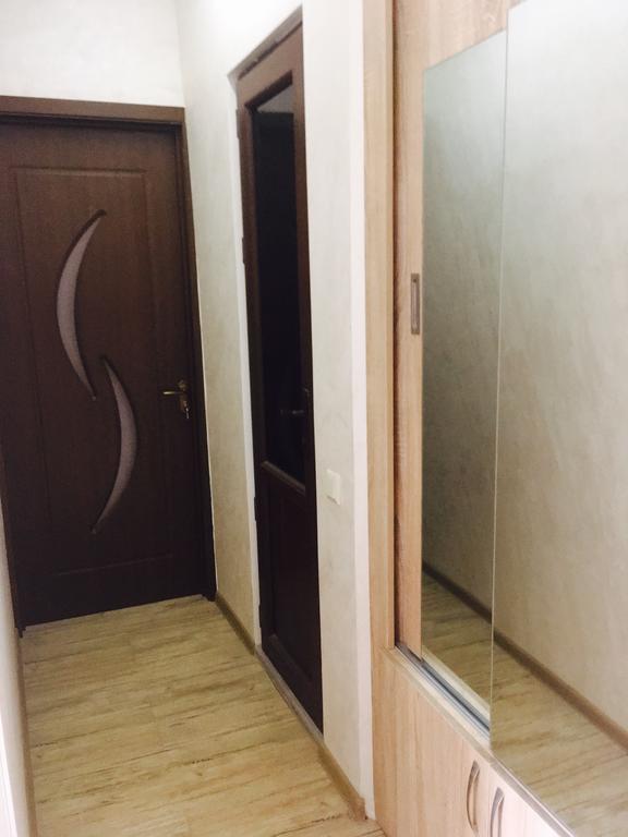 Baratashvili 29 Apartment バトゥーミ エクステリア 写真